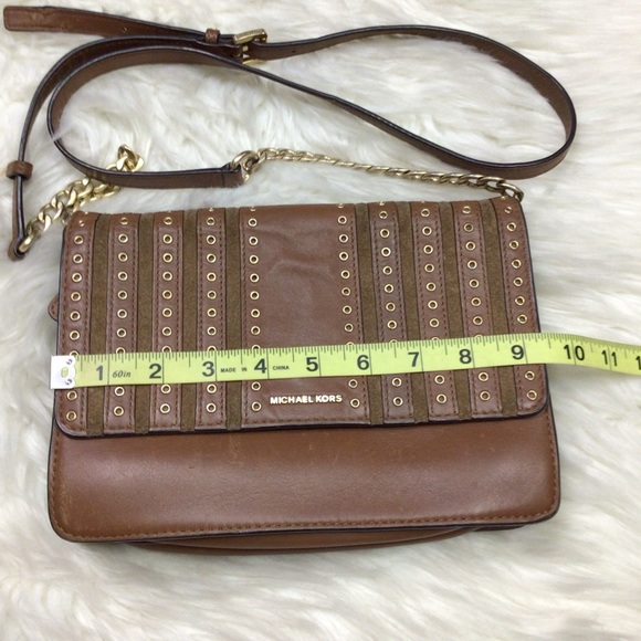 MICHAEL KORS BROOKLYN GROMMET Caramel Brown Leather Crossbody Bag Purse Flap - Picture 4 of 14